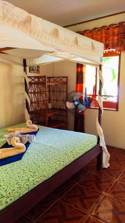 Panorama Backpackers Hotel บูนาแกน ภายนอก รูปภาพ